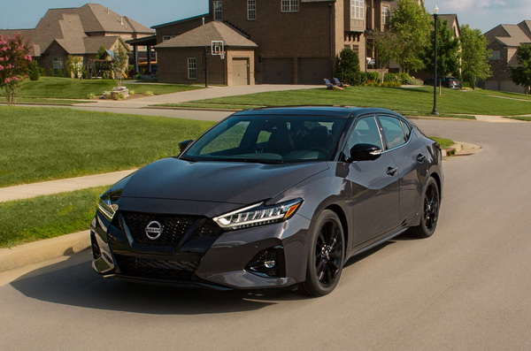2021 nissan maxima