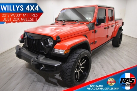 2021 Jeep Gladiator Willys 4x4 4dr Crew Cab 5.0 ft. SB, Red, Mileage: 20,388