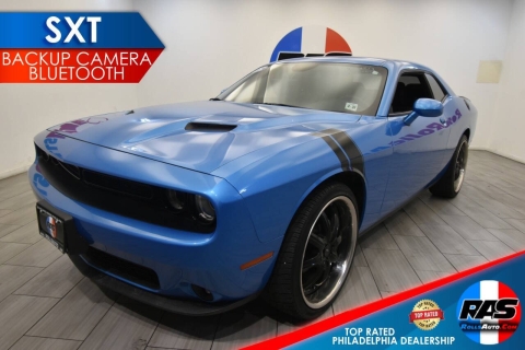 2023 Dodge Challenger SXT 2dr Coupe