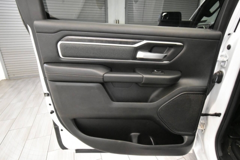 2021 RAM 1500 Big Horn 4x4 4dr Crew Cab 5.6 ft. SB Pickup