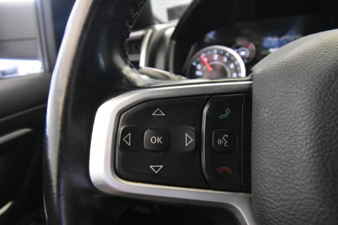 2021 RAM 1500 Big Horn 4x4 4dr Crew Cab 5.6 ft. SB Pickup