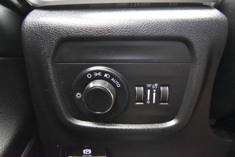 2022 Jeep Grand Cherokee L Altitude 4x4 4dr SUV