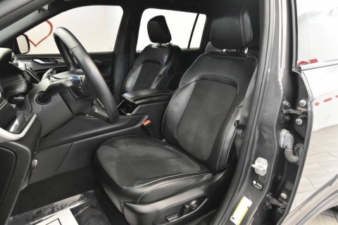 2022 Jeep Grand Cherokee L Altitude 4x4 4dr SUV