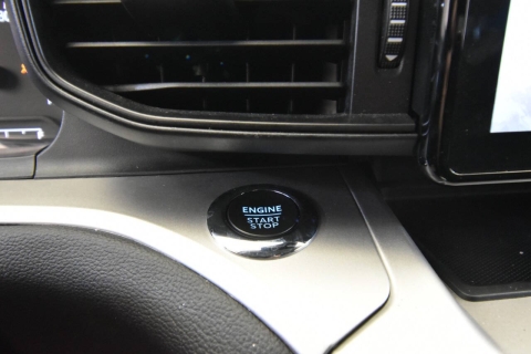 2022 Ford Explorer XLT AWD 4dr SUV