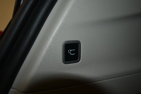 2023 Chrysler Pacifica Touring L AWD 4dr Mini Van