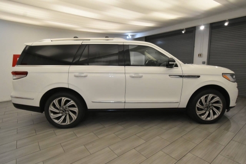 2022 Lincoln Navigator Reserve 4x4 4dr SUV