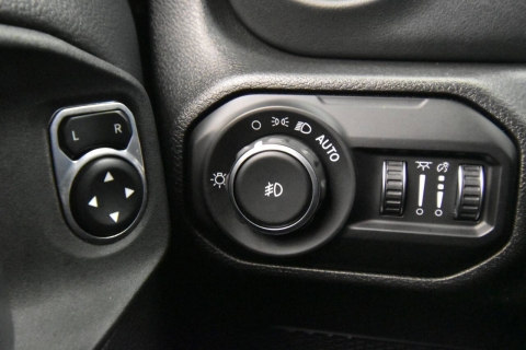 2021 Jeep Wrangler Unlimited Sahara 4x4 4dr SUV