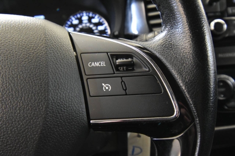 2016 Mitsubishi Outlander ES AWD 4dr SUV