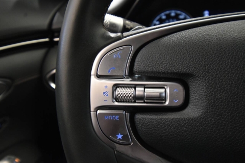 2022 Genesis GV70 2.5T Standard AWD 4dr SUV