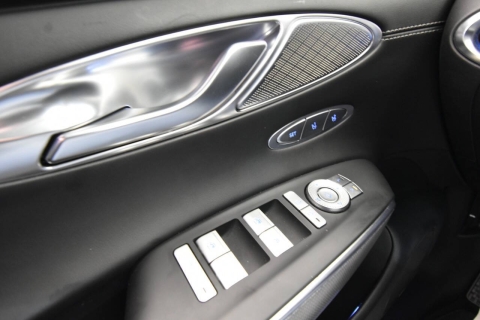 2023 Genesis GV70 2.5T Standard AWD 4dr SUV