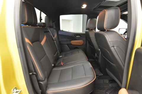 2023 GMC Canyon AT4 4x4 4dr Crew Cab 5 ft. SB