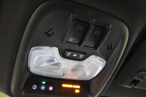 2023 GMC Canyon AT4 4x4 4dr Crew Cab 5 ft. SB