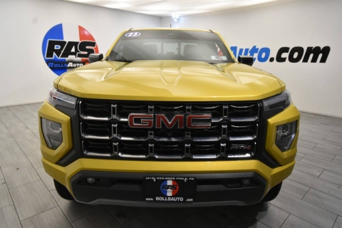 2023 GMC Canyon AT4 4x4 4dr Crew Cab 5 ft. SB