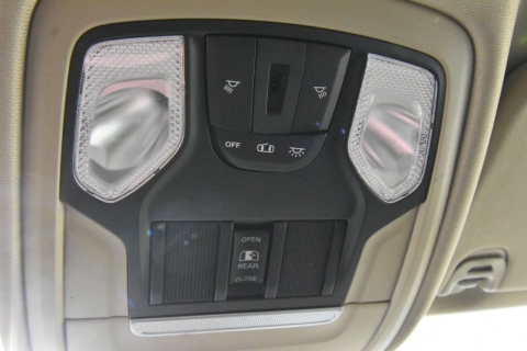 2020 RAM 1500 Big Horn 4x4 4dr Crew Cab 5.6 ft. SB Pickup