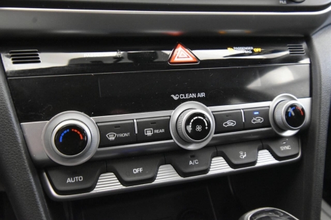 2020 Hyundai Elantra SEL 4dr Sedan