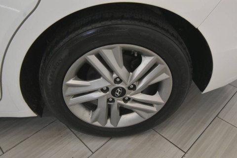 2020 Hyundai Elantra SEL 4dr Sedan