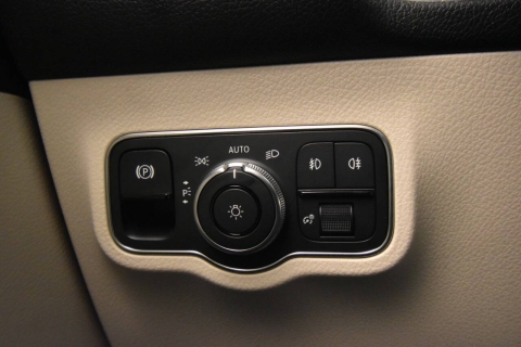 2023 Mercedes-Benz GLB GLB 250 4MATIC AWD 4dr SUV