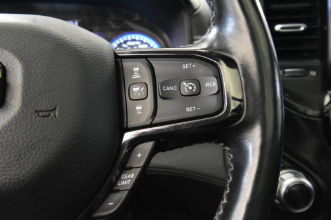 2022 RAM 1500 Limited 4x4 4dr Crew Cab 5.6 ft. SB Pickup