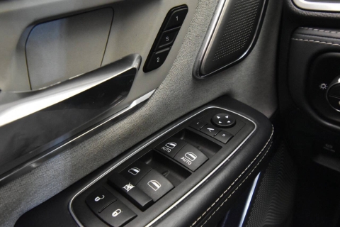 2022 RAM 1500 Limited 4x4 4dr Crew Cab 5.6 ft. SB Pickup