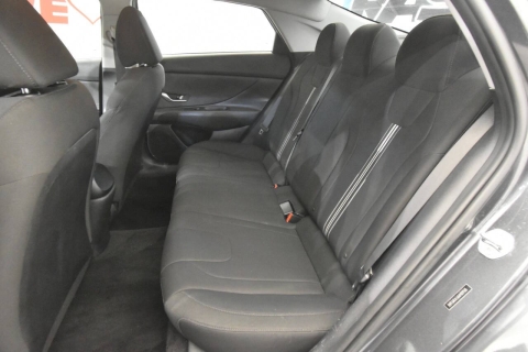 2021 Hyundai Elantra SEL 4dr Sedan