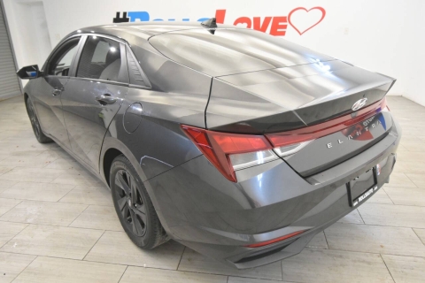 2021 Hyundai Elantra SEL 4dr Sedan