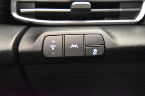 2021 Hyundai Elantra SEL 4dr Sedan