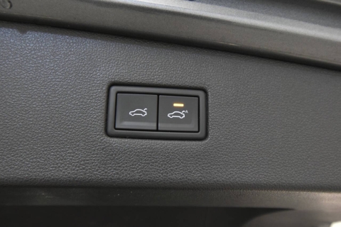 2019 Volkswagen Tiguan SEL Premium R Line 4Motion AWD 4dr SUV