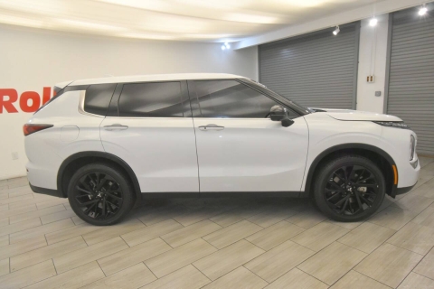 2023 Mitsubishi Outlander Black Edition AWD 4dr SUV