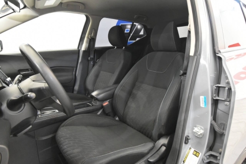 2021 Nissan Kicks SV 4dr Crossover