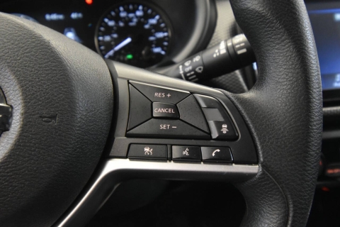 2021 Nissan Kicks SV 4dr Crossover