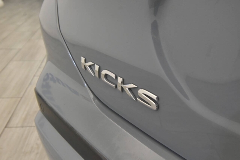 2021 Nissan Kicks SV 4dr Crossover
