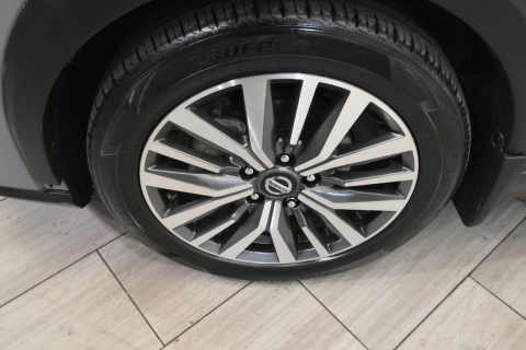 2021 Nissan Kicks SV 4dr Crossover