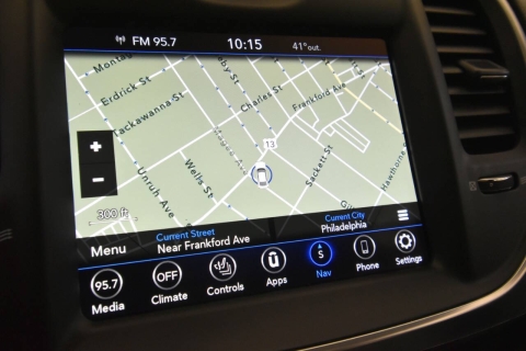 2022 Chrysler 300 Touring L AWD 4dr Sedan