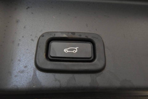 2020 Land Rover Range Rover Evoque SE AWD 4dr SUV