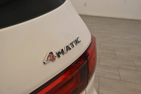 2022 Mercedes-Benz GLB GLB 250 4MATIC AWD 4dr SUV