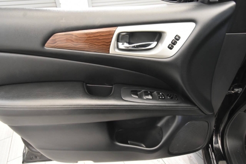 2020 Nissan Pathfinder Platinum 4x4 4dr SUV