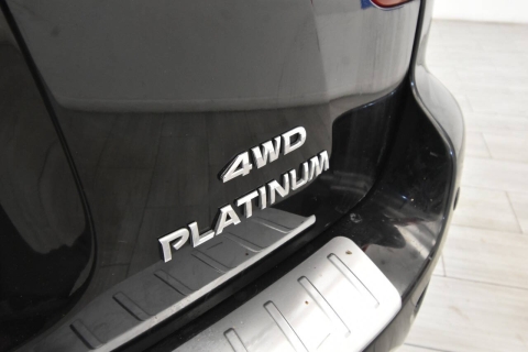 2020 Nissan Pathfinder Platinum 4x4 4dr SUV