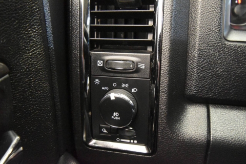 2016 RAM 1500 Sport 4x4 4dr Crew Cab 5.5 ft. SB Pickup