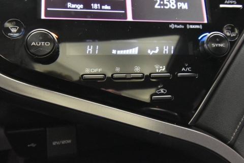 2020 Toyota Camry XSE 4dr Sedan