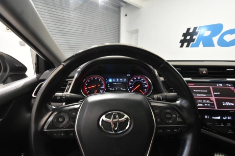 2020 Toyota Camry XSE 4dr Sedan