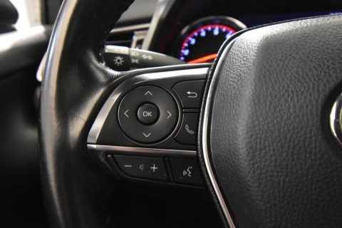 2020 Toyota Camry XSE 4dr Sedan