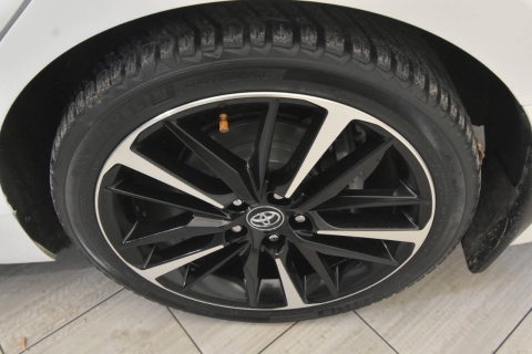 2020 Toyota Camry XSE 4dr Sedan