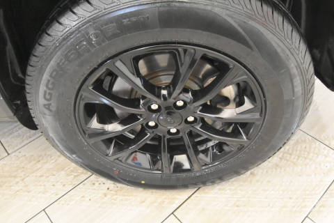 2023 Jeep Cherokee Altitude Lux 4x4 4dr SUV