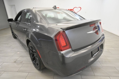 2019 Chrysler 300 S 4dr Sedan