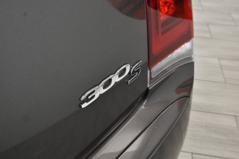 2019 Chrysler 300 S 4dr Sedan