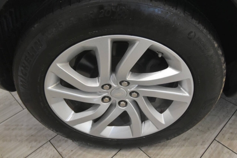 2017 Land Rover Discovery HSE AWD 4dr SUV