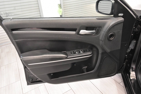 2019 Chrysler 300 S 4dr Sedan