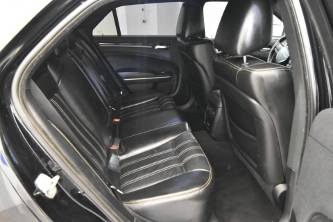 2019 Chrysler 300 S 4dr Sedan