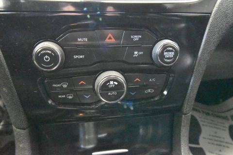 2019 Chrysler 300 S 4dr Sedan