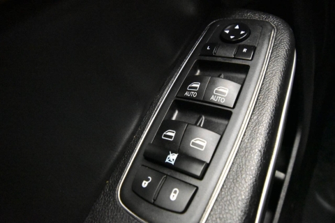 2019 Chrysler 300 S 4dr Sedan